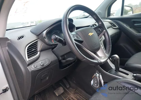 2020 Chevrolet Trax Awd Lt z USA, uszkodzony, nr VIN KL7CJPSB6LB023600